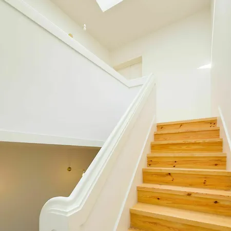 Apartment Dona Graca Lisbon